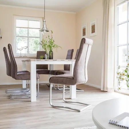 House In Bodstedt Near Lagoon And Sauna, Cleaning Included Feriehus *