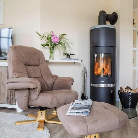 Feriehus House In Bodstedt Near Lagoon And Sauna, Cleaning Included